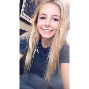 Meet your Posher, Faith